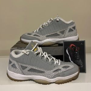 Men’s Nike Air Jordan Retro 11 XI Low 2007 Release Cool Grey Sz 11